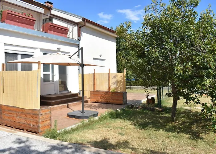 Relax & Enjoy - Marcana Apartments